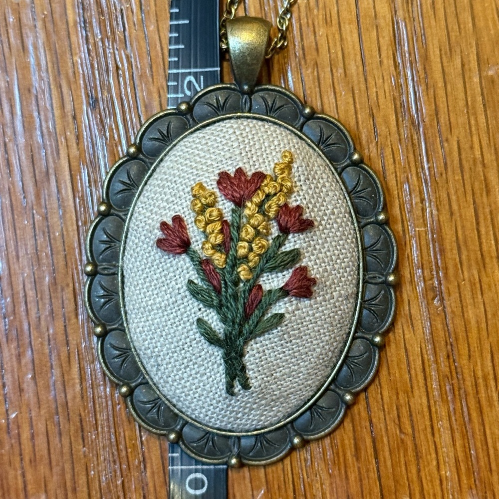 Hand-Embroidered Floral Pendant Necklace - Picture 6 of 6